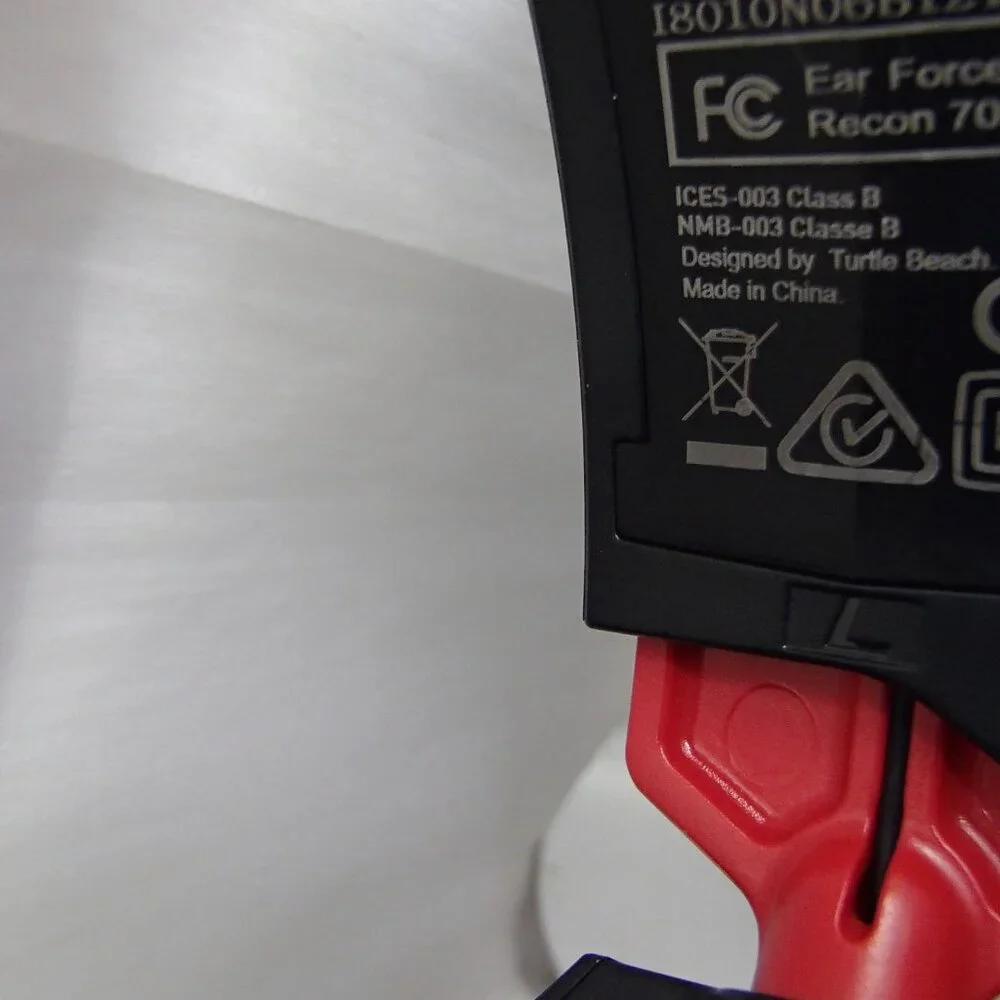 Turtle Beach - Recon 70 Wired Over-Ear Multiplatform Gaming Headset Used - Picture 3 of 10